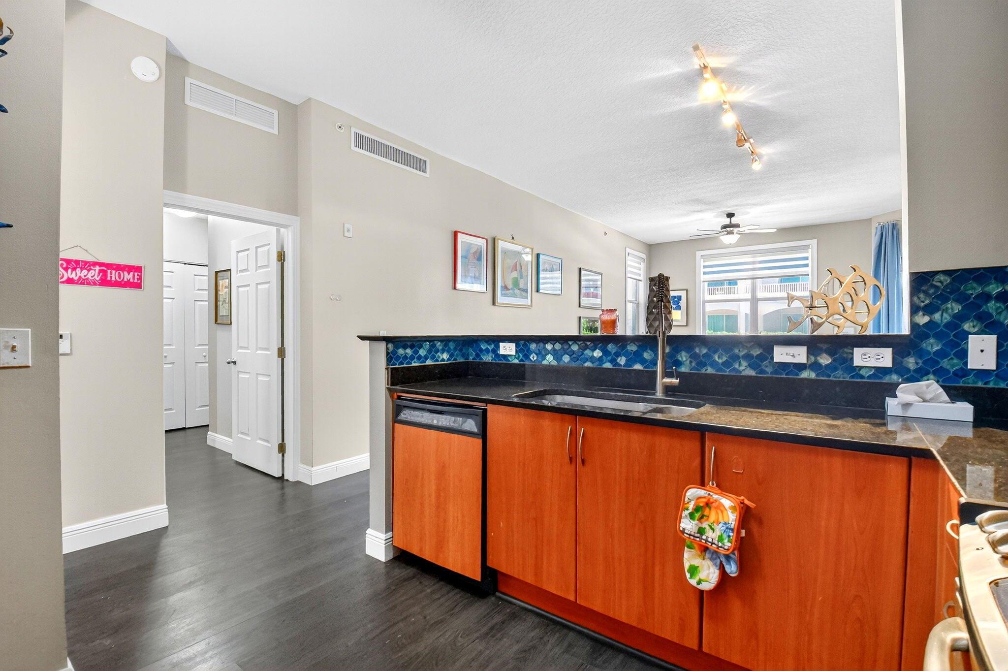 MOORINGS AT LANTANA - Residential