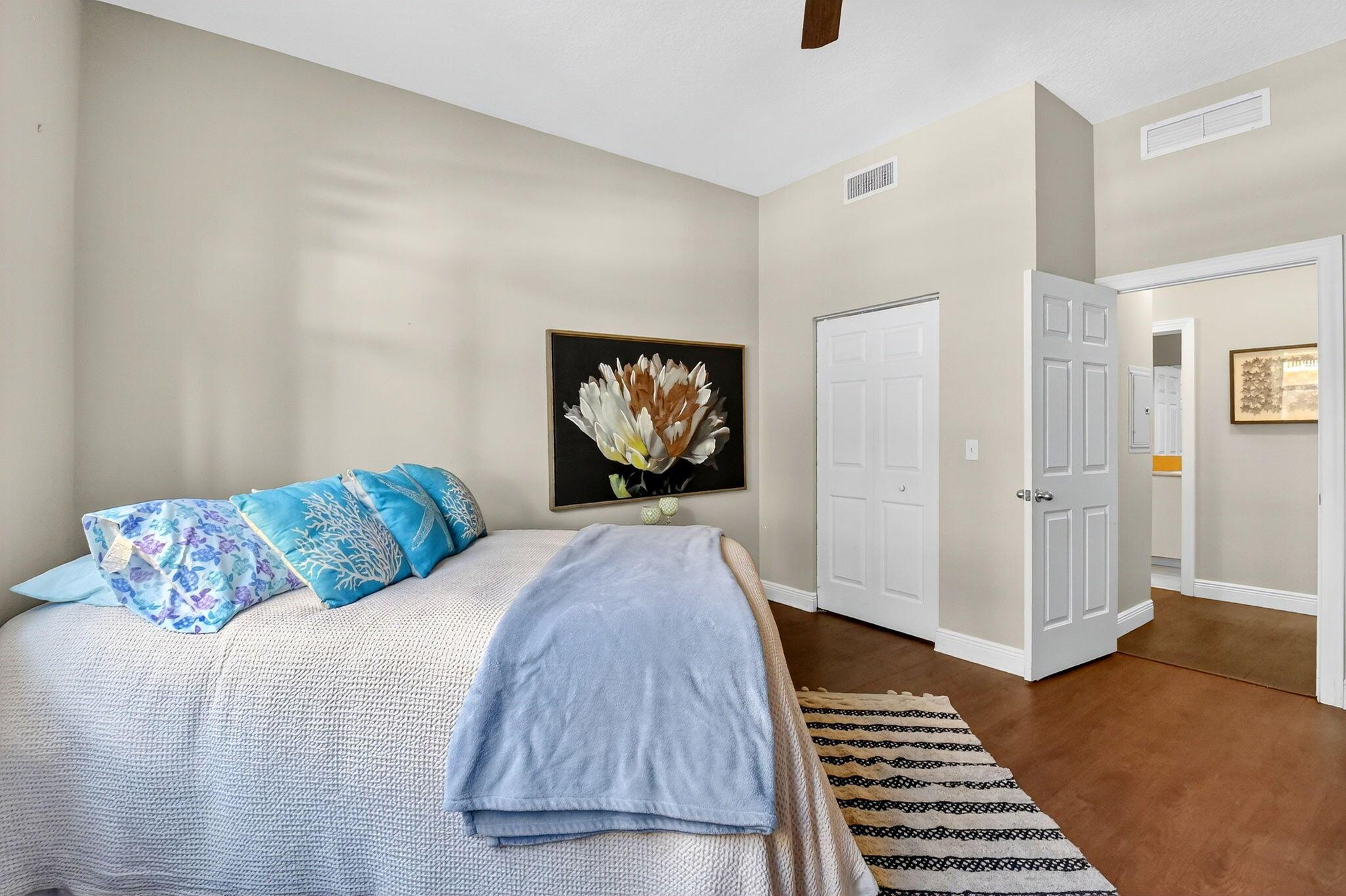 MOORINGS AT LANTANA - Residential