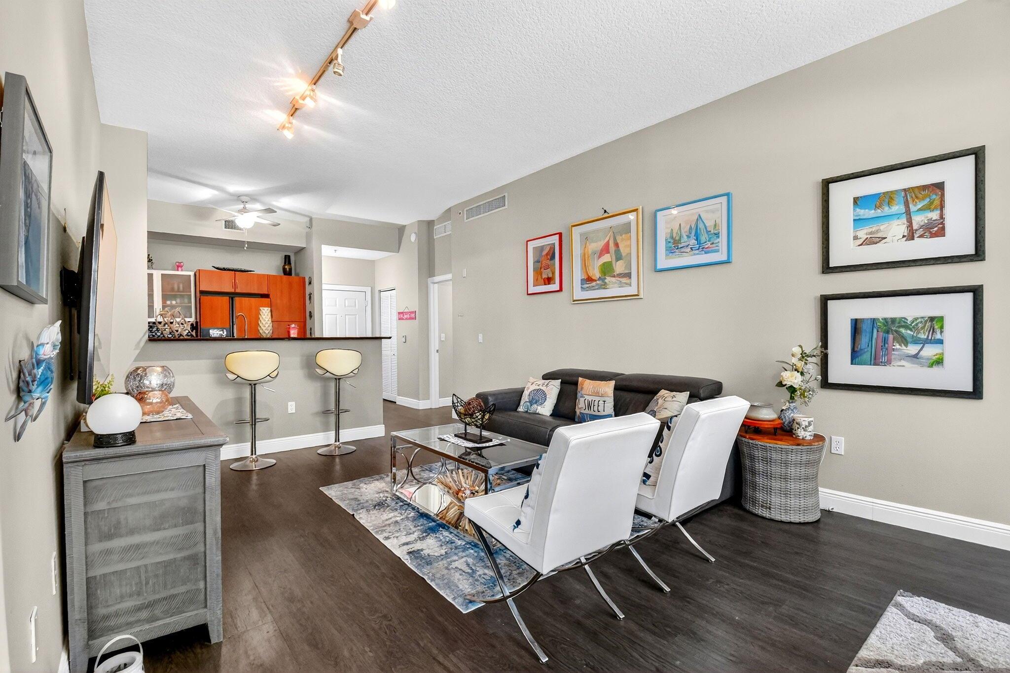 MOORINGS AT LANTANA - Residential