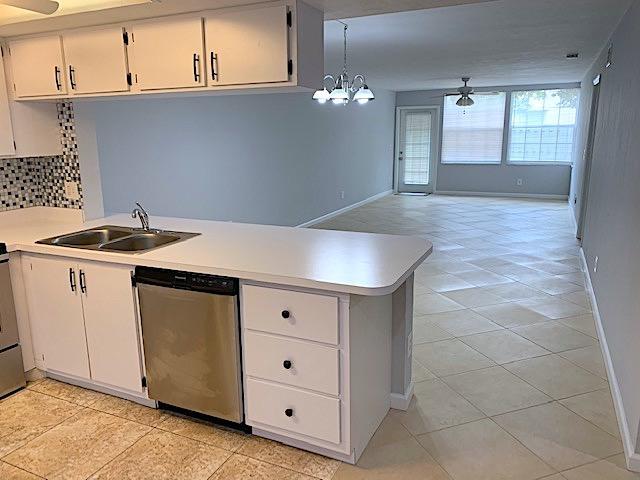 PALM BEACH TRACE CONDO - Residential