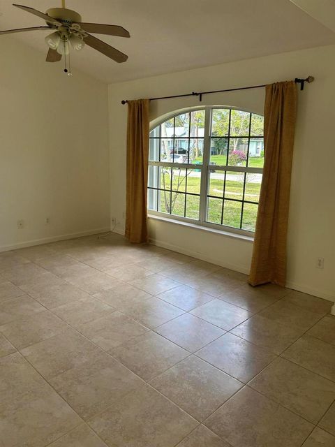 A home in Port St Lucie