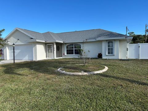 A home in Port St Lucie