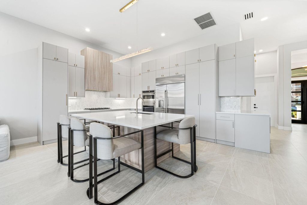 Photo of 246 Sedona Way, Palm Beach Gardens, FL 33418 (MLS # R11153805)