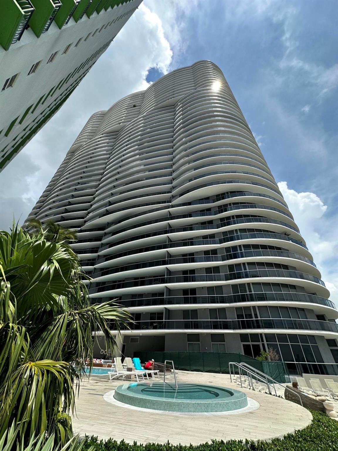 ARIA ON THE BAY CONDO - Residential Lease