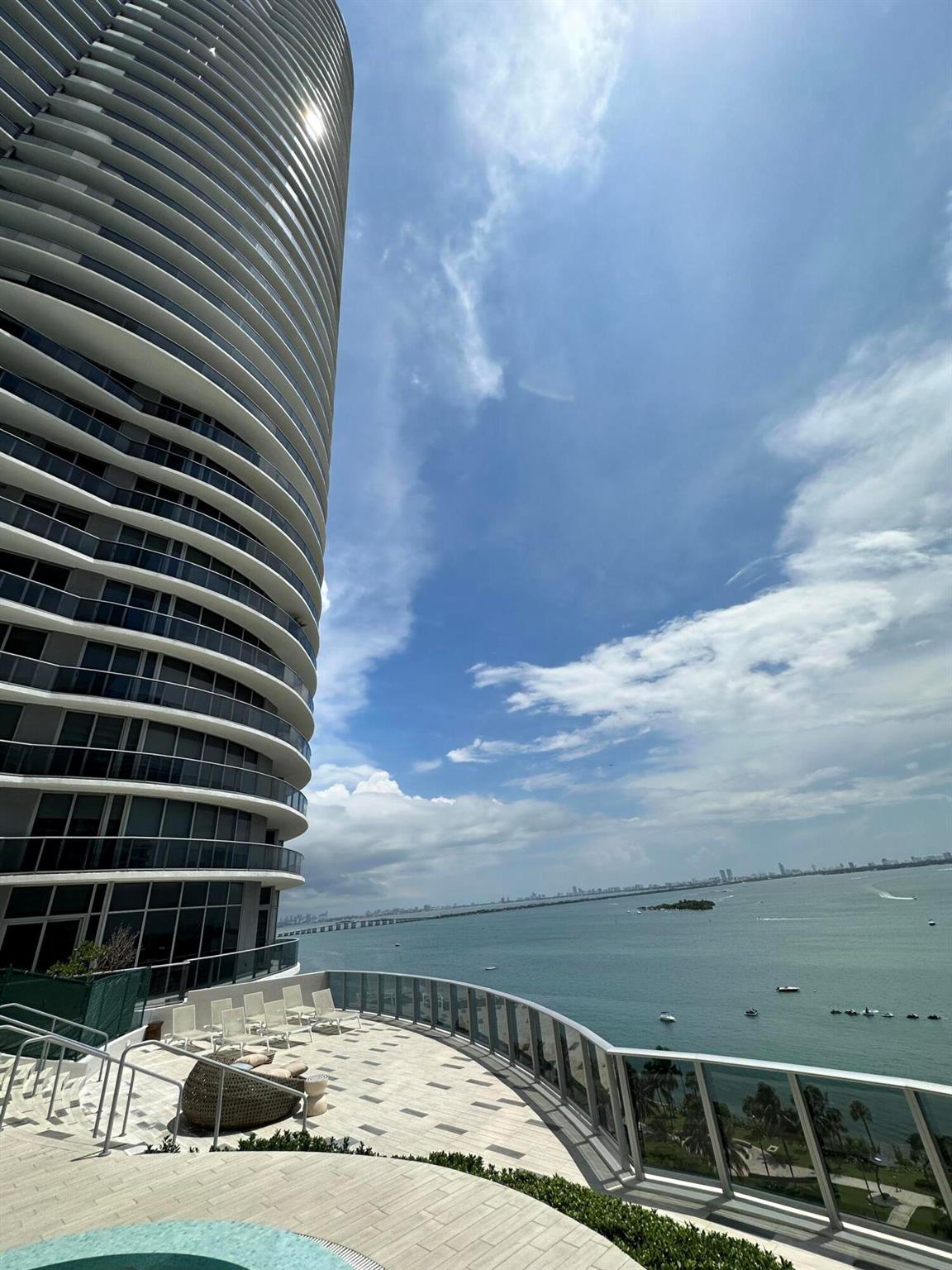 ARIA ON THE BAY CONDO - Residential Lease