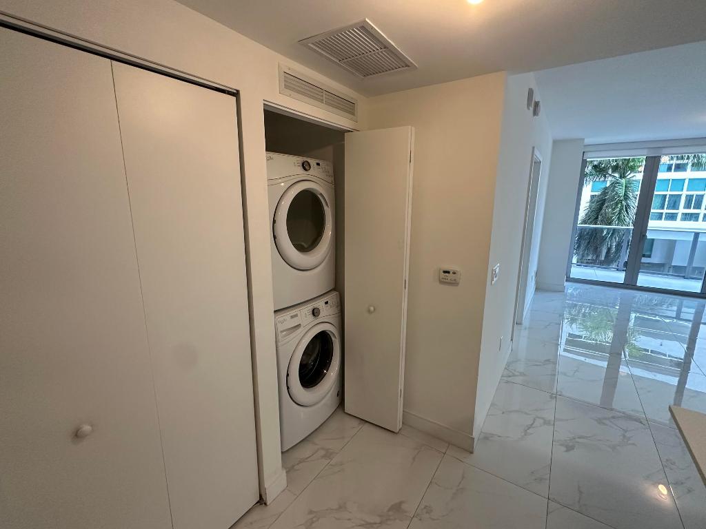 ARIA ON THE BAY CONDO - Residential Lease