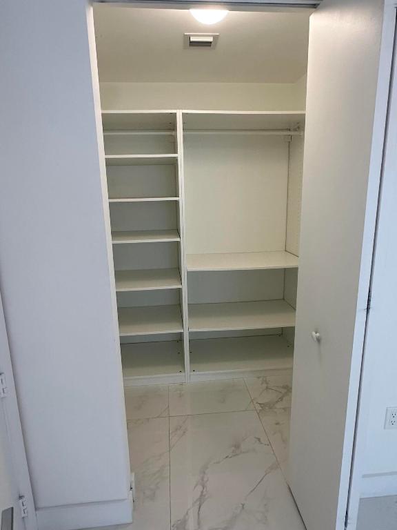 ARIA ON THE BAY CONDO - Residential Lease