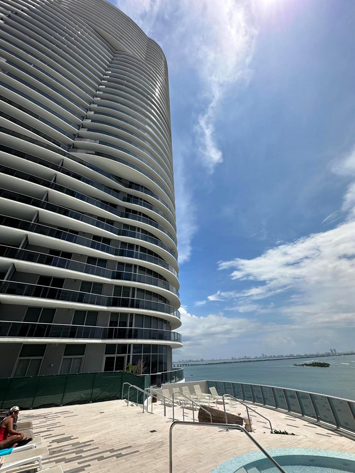 ARIA ON THE BAY CONDO - Residential Lease