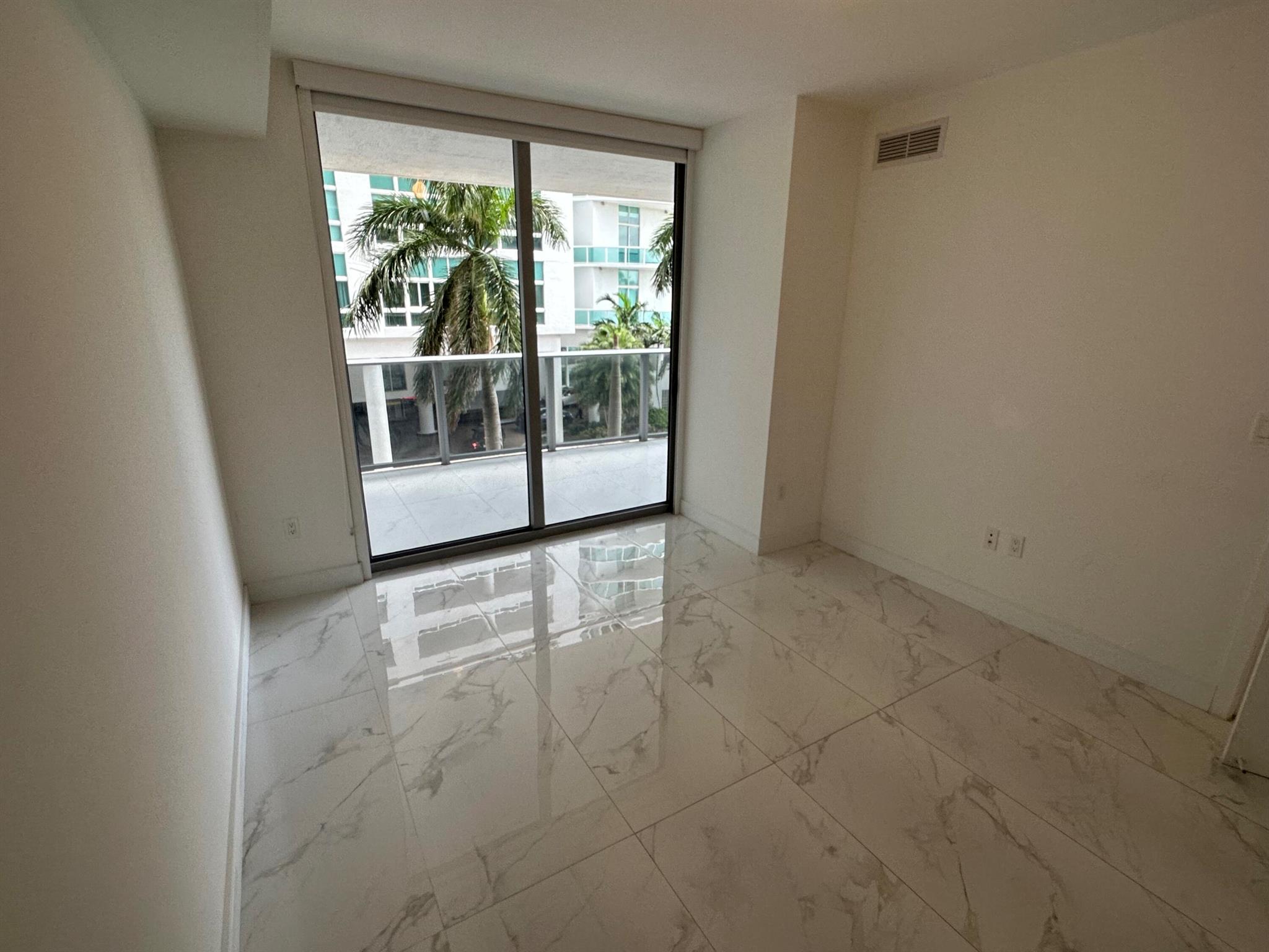 ARIA ON THE BAY CONDO - Residential Lease