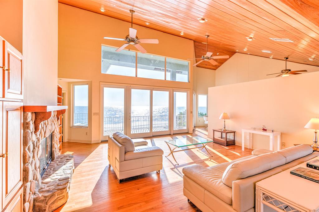 SUNSET DRIVE SUB PLAT NO - Residential