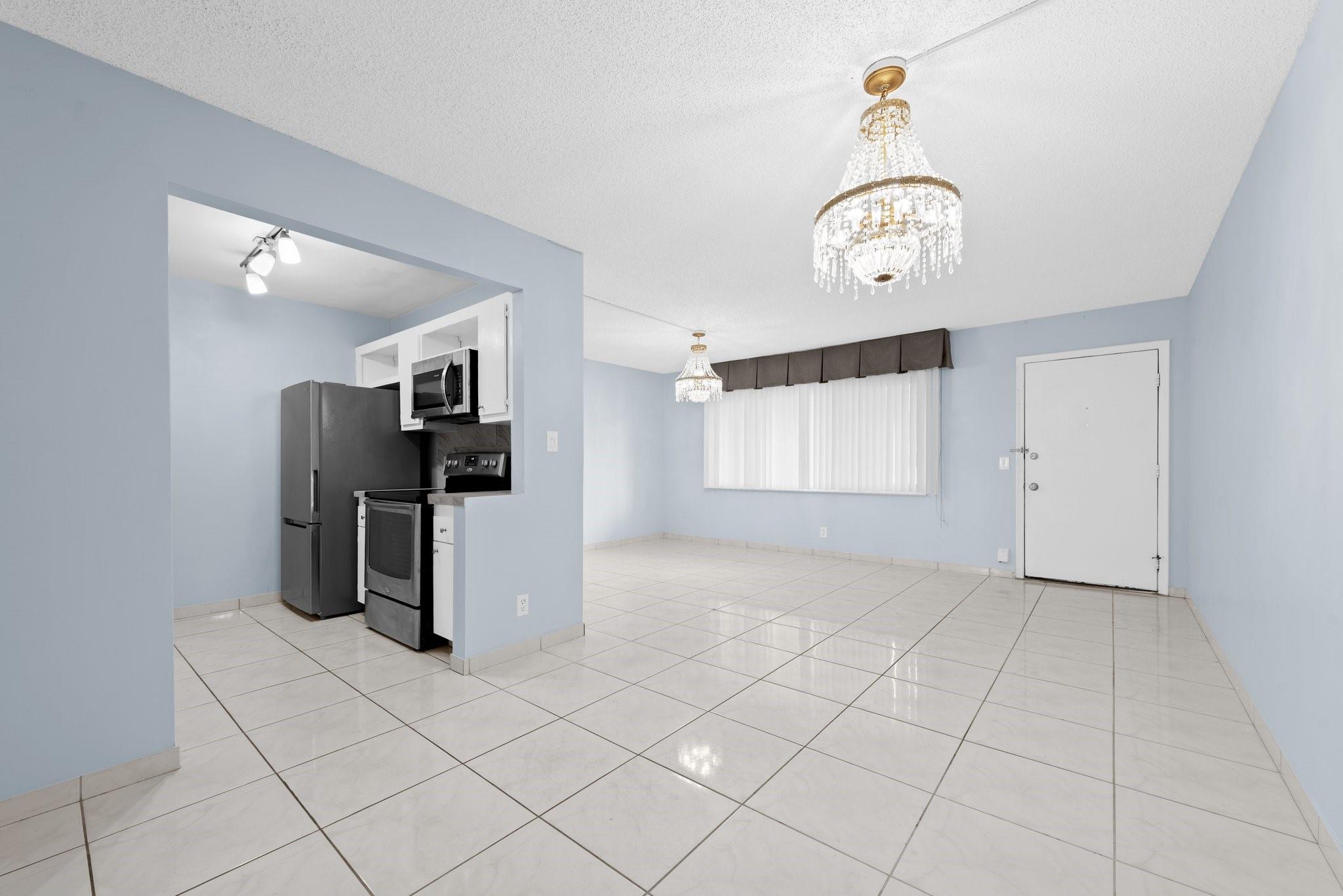 1301 SW 134th Way 104B