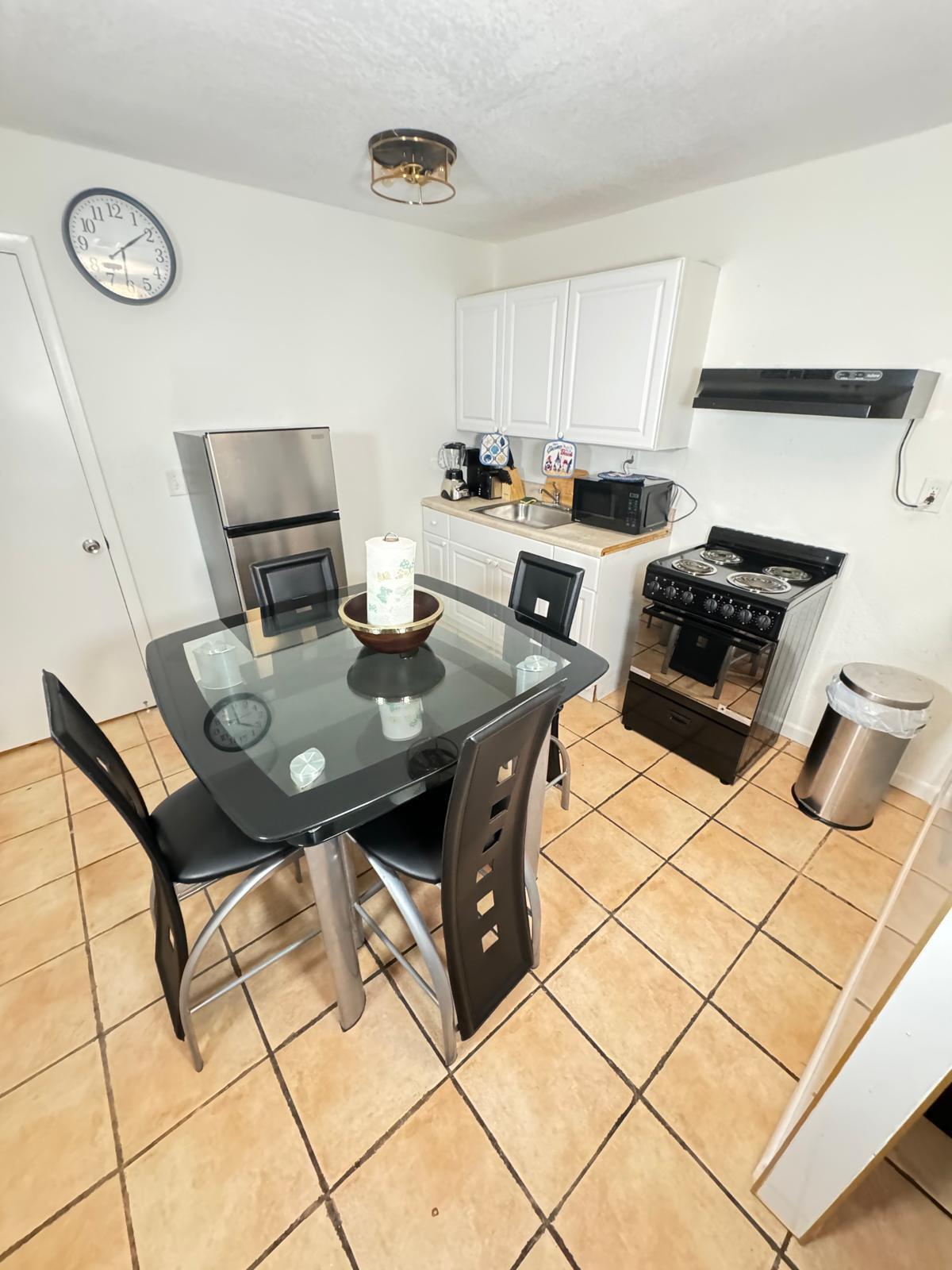 HAVERHILL ACRES - Residential Lease