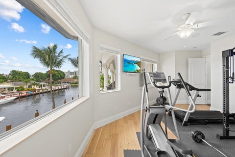 Tiny photo for 1261 NE 27th Way, Pompano Beach, FL 33062 (MLS # B26035748)