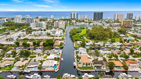Tiny photo for 1261 NE 27th Way, Pompano Beach, FL 33062 (MLS # B26035748)
