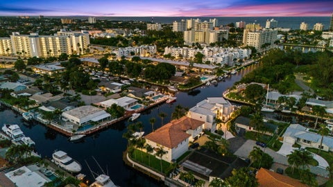 Tiny photo for 1261 NE 27th Way, Pompano Beach, FL 33062 (MLS # B26035748)