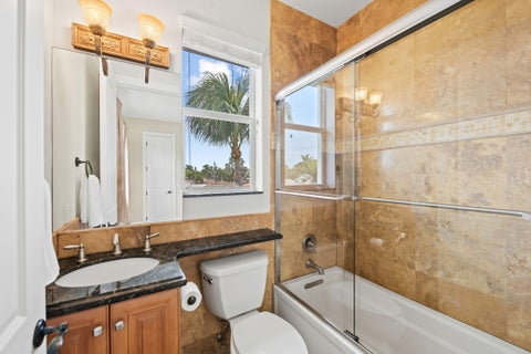 Tiny photo for 1261 NE 27th Way, Pompano Beach, FL 33062 (MLS # B26035748)