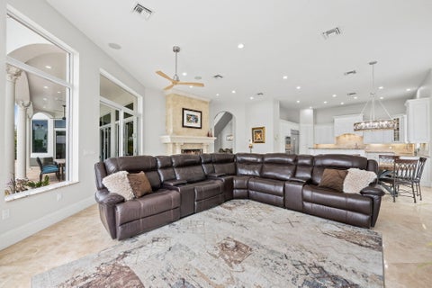 Tiny photo for 1261 NE 27th Way, Pompano Beach, FL 33062 (MLS # B26035748)