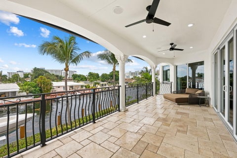 Tiny photo for 1261 NE 27th Way, Pompano Beach, FL 33062 (MLS # B26035748)