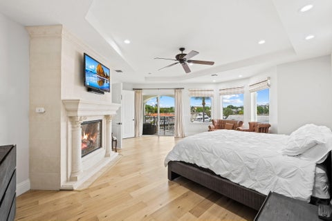 Tiny photo for 1261 NE 27th Way, Pompano Beach, FL 33062 (MLS # B26035748)