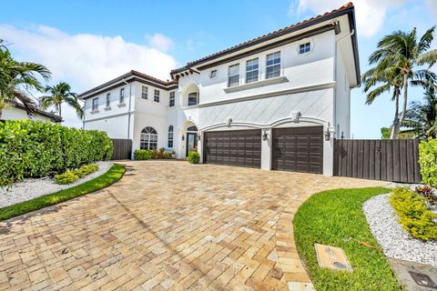 Tiny photo for 1261 NE 27th Way, Pompano Beach, FL 33062 (MLS # B26035748)