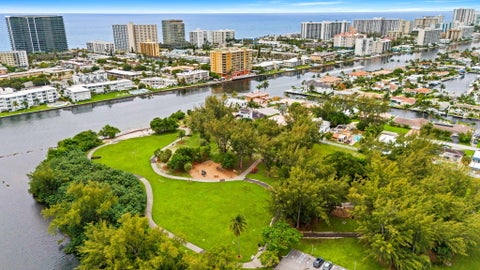 Tiny photo for 1261 NE 27th Way, Pompano Beach, FL 33062 (MLS # B26035748)