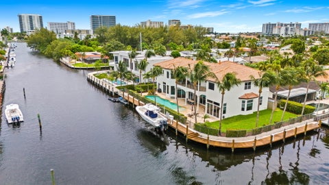 Tiny photo for 1261 NE 27th Way, Pompano Beach, FL 33062 (MLS # B26035748)