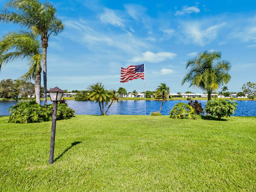 Photo of 2003 SW ROMA Way, Boynton Beach, FL 33426 (MLS # B26091854)