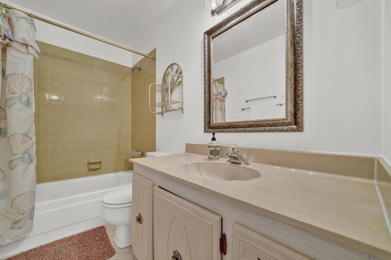 COVERED BRIDGE CONDO - Residential