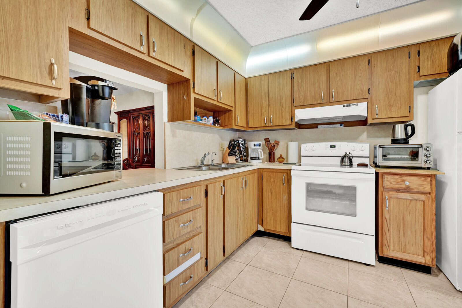 COVERED BRIDGE CONDO - Residential