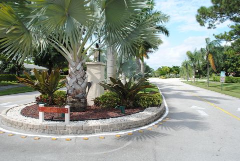 Tiny photo for 815 Salem Lane, Lake Worth, FL 33467 (MLS # B26003791)