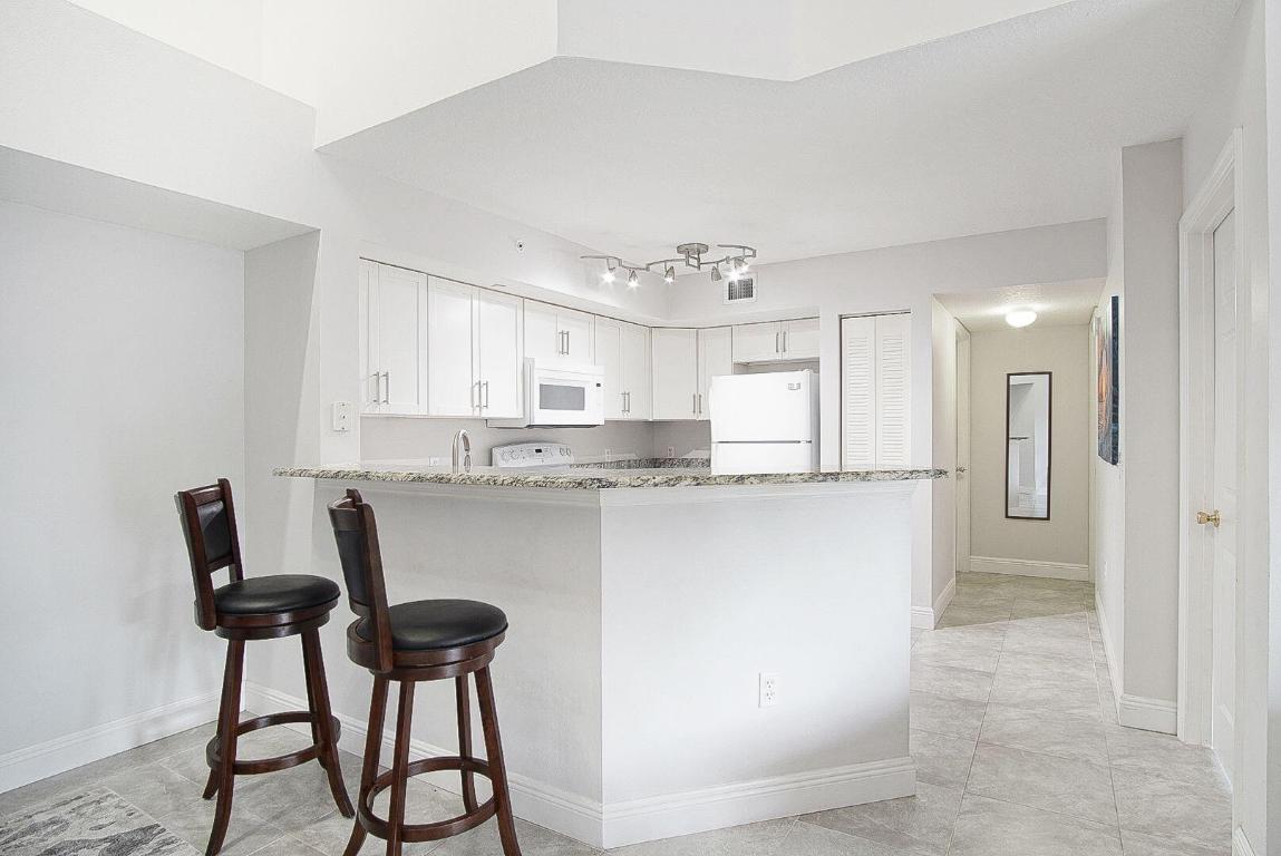 4041 San Marino Boulevard 307