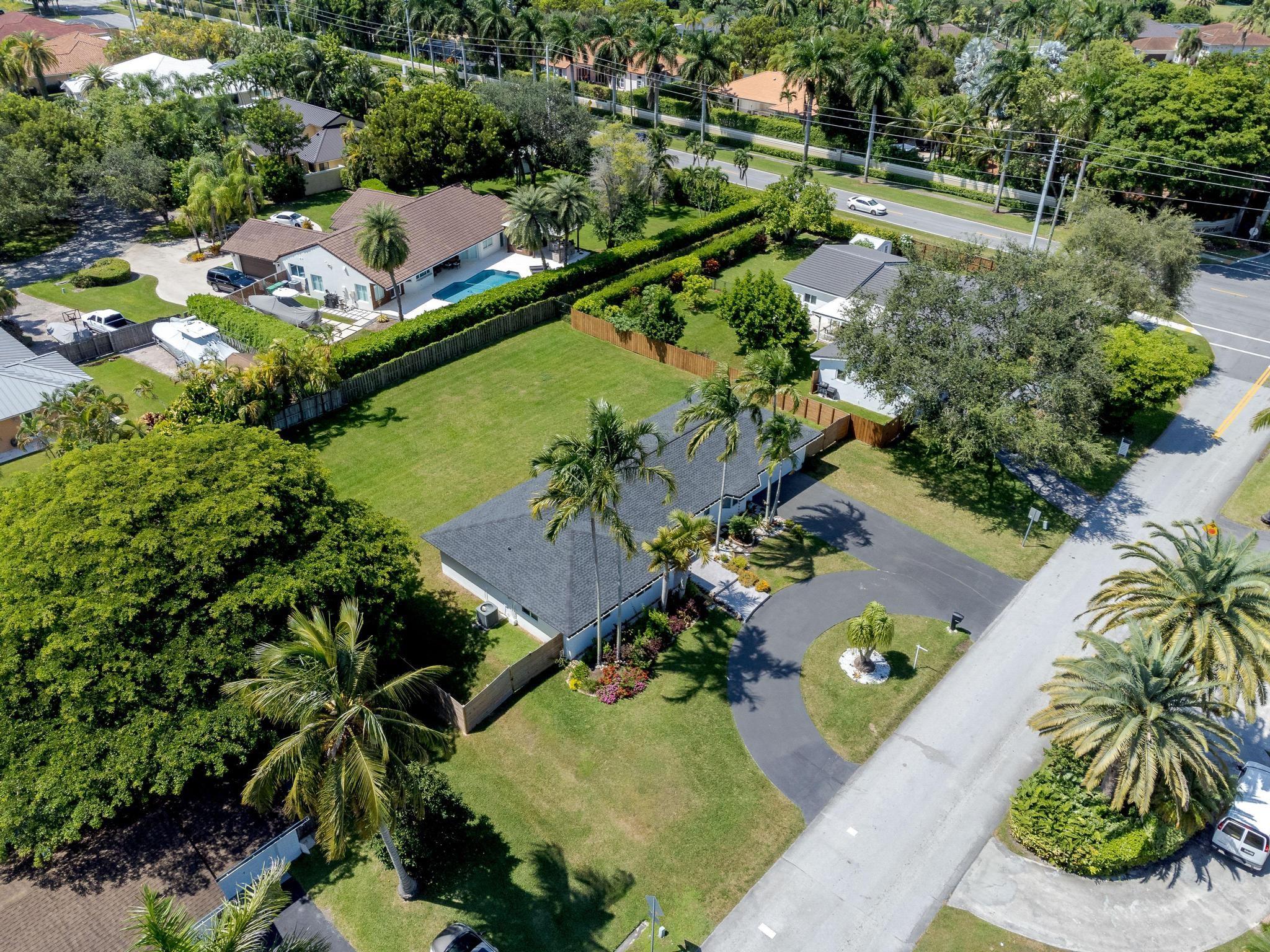 Old Cutler West Sec 01 - Residential