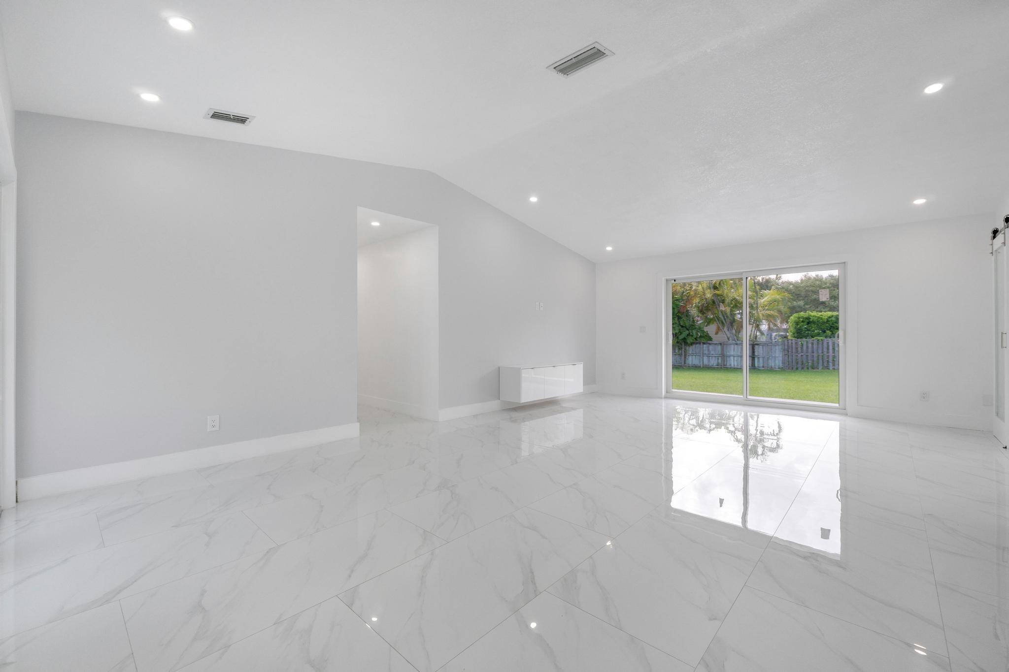 Old Cutler West Sec 01 - Residential