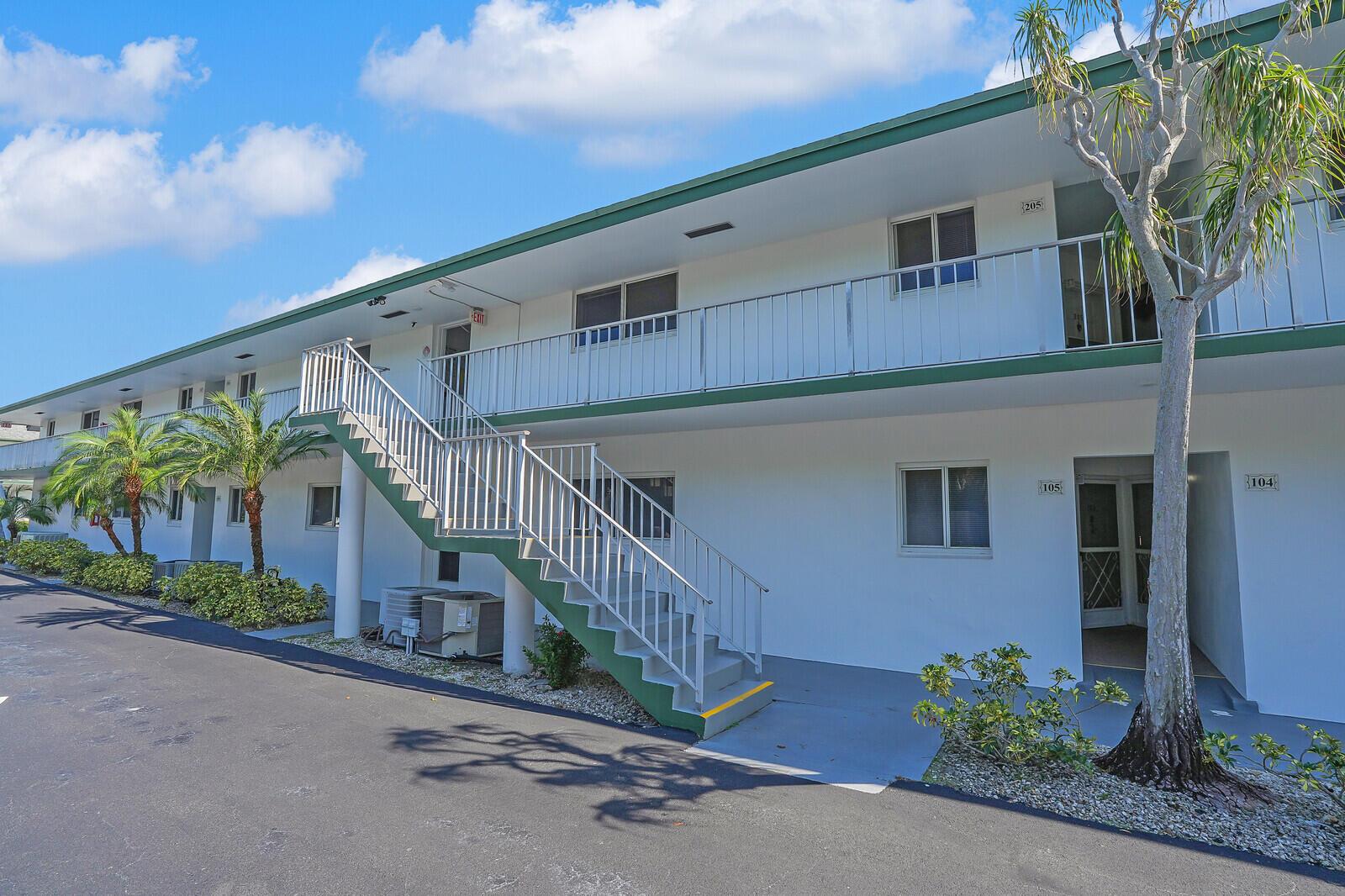 Charming 2/2 Condo in Beautiful Tequesta-55+ Community: Welcome to this delightful 2-bedroom, 2-bath condo in the heart of Tequesta, just minutes away from the beach, great restaurants, and parks. Located in a desirable 55+ community, this second-floor unit features brand new luxury vinyl flooring throughout, giving the space a fresh and modern feel. Enjoy a cozy kitchen, open dining and living areas, and a spacious screened in patio overlooking serene garden viewsa"perfect for relaxing. The condo also features a recently updated air-conditioning unit (2022) for year-round comfort. Clean, freshly painted and updated, move-in ready, and a must-see!!!