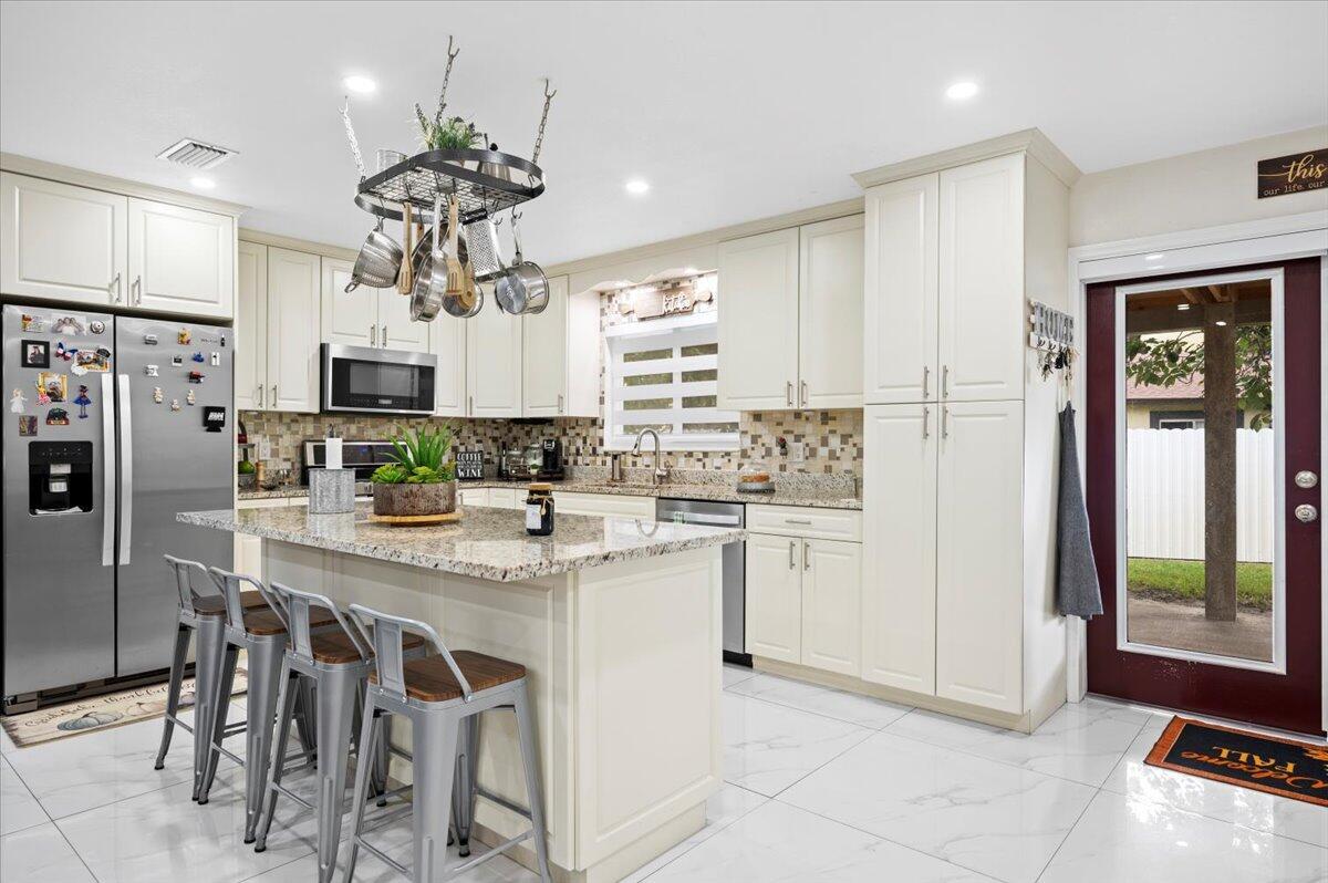 FOREST HOMES 3 - Residential