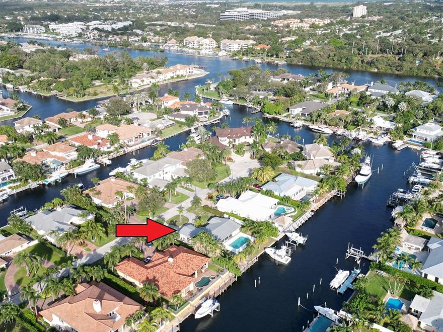 Build your dream home.  Highly sought after property on a 125' wide deep water canal that can accommodate large boats.  Lot size is 95' x 130'.  Located in unincorporated Palm Beach County with no HOA.  Property offered at land value.