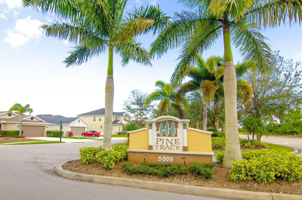 Photo of 5600 NW Pine Trail Circle, Port Saint Lucie, FL 34983 (MLS # R11077444)