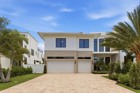 Tiny photo for 3093 Banyan Road, Boca Raton, FL 33432 (MLS # B26069332)
