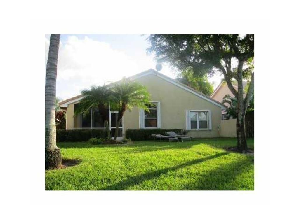 Photo of 5548 Grande Palm Circle, Delray Beach, FL 33484 (MLS # R11057917)