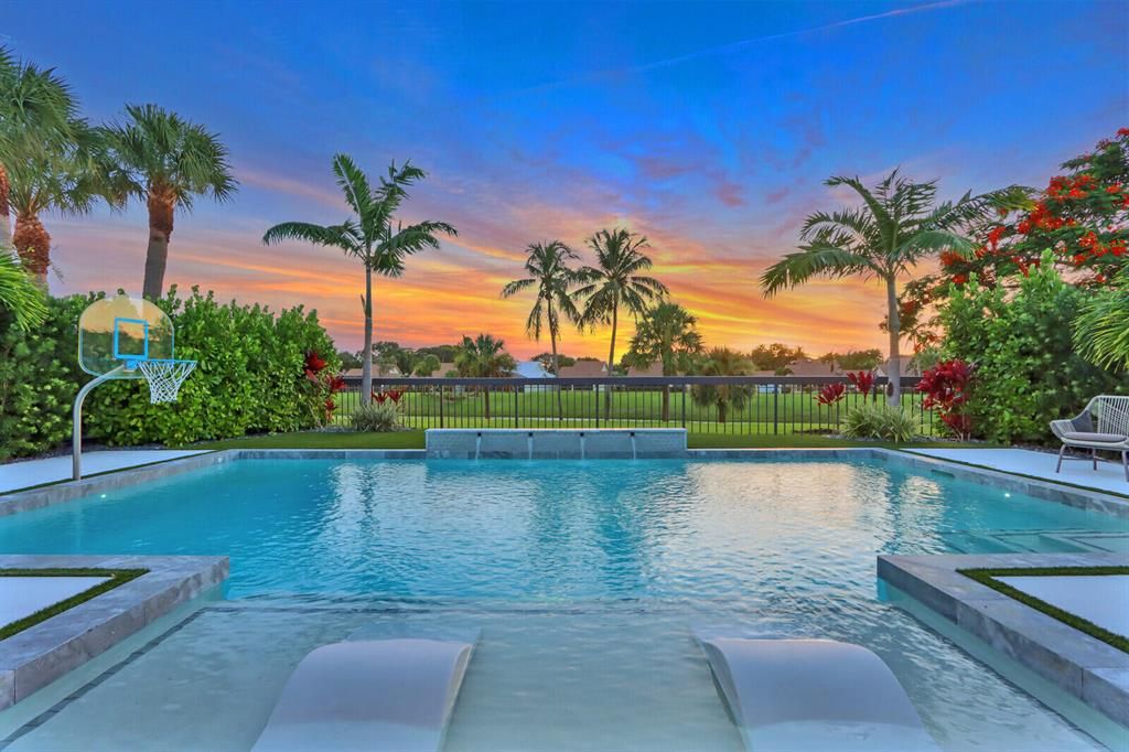 Photo of 228 E River Park Drive, Jupiter, FL 33477 (MLS # R10814289)