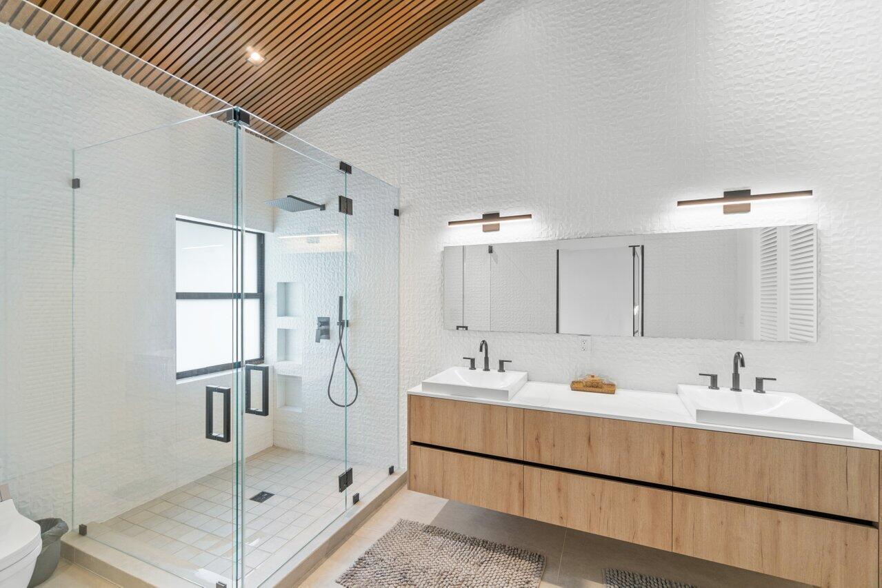 DELRAY BY THE SEA - Residential