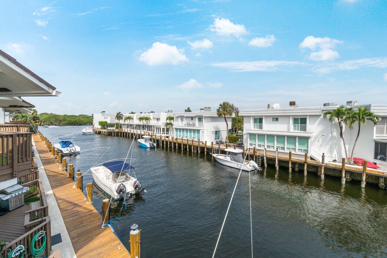 DELRAY BY THE SEA - Residential