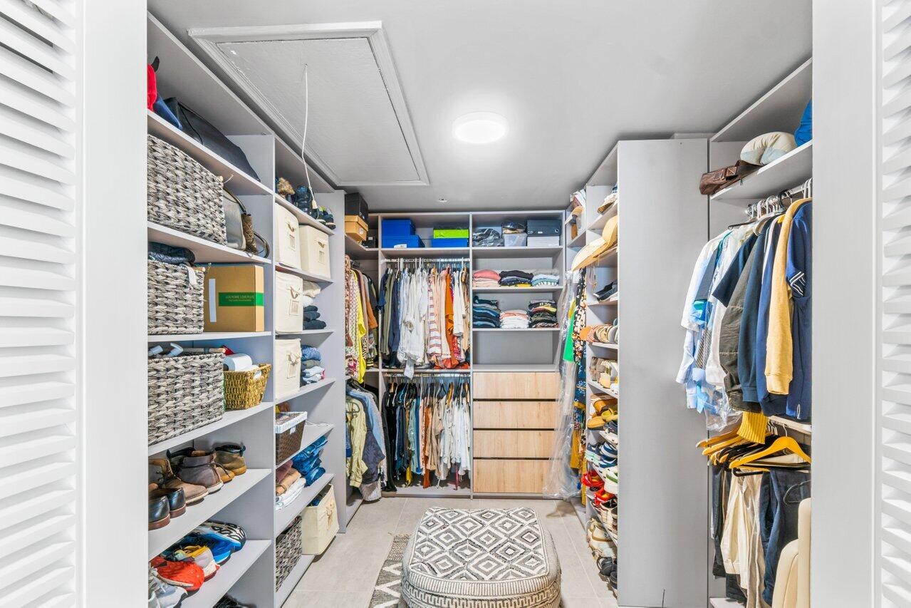 DELRAY BY THE SEA - Residential