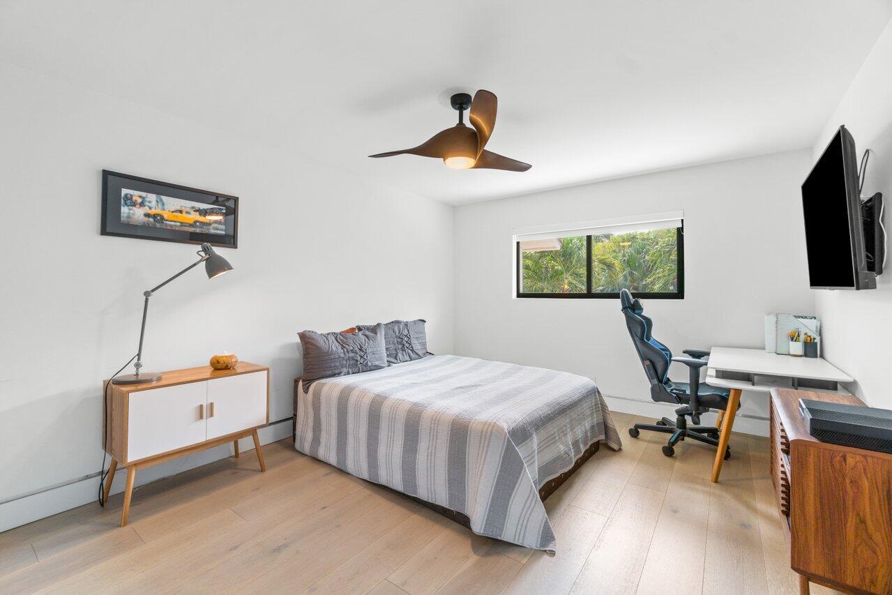 DELRAY BY THE SEA - Residential