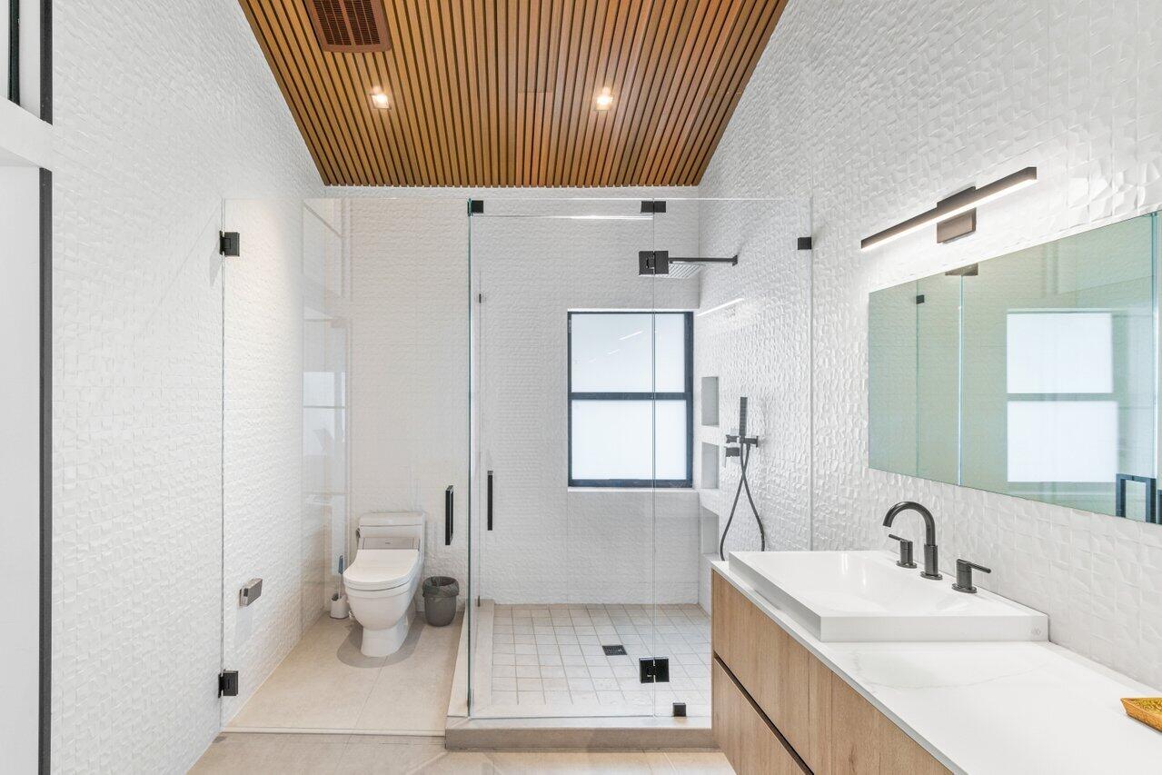 DELRAY BY THE SEA - Residential