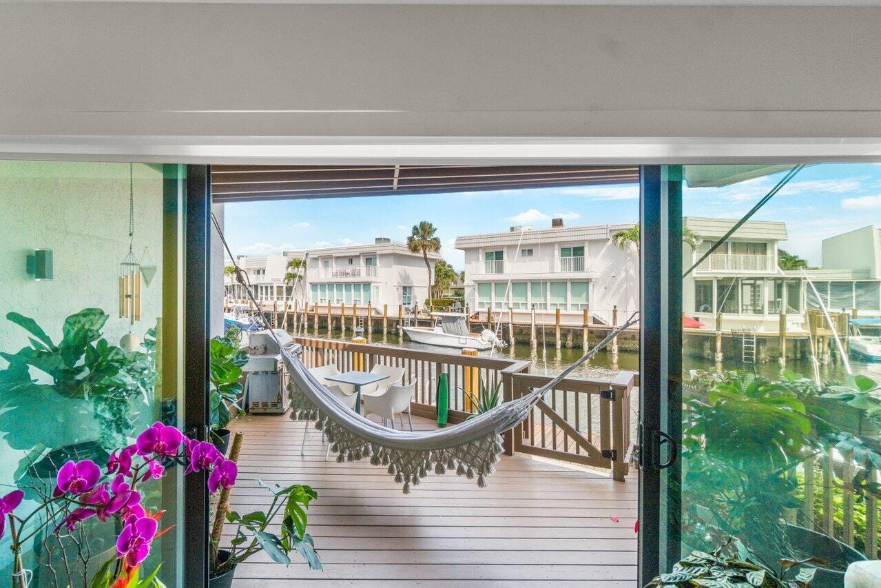 DELRAY BY THE SEA - Residential