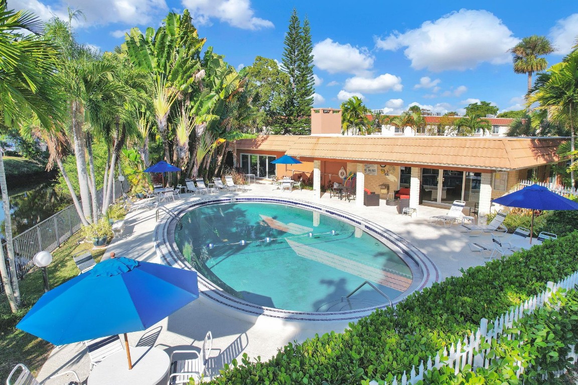 MANOR GROVE VILLAGE NO 1 - Residential Lease