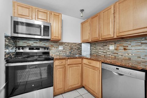 9 NE 19th Court 111C Wilton Manors FL 33305