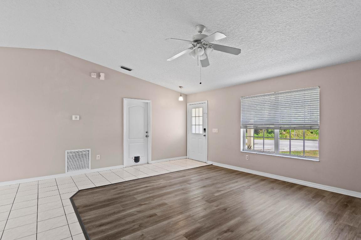 PORT ST LUCIE SECTION 12 - Residential