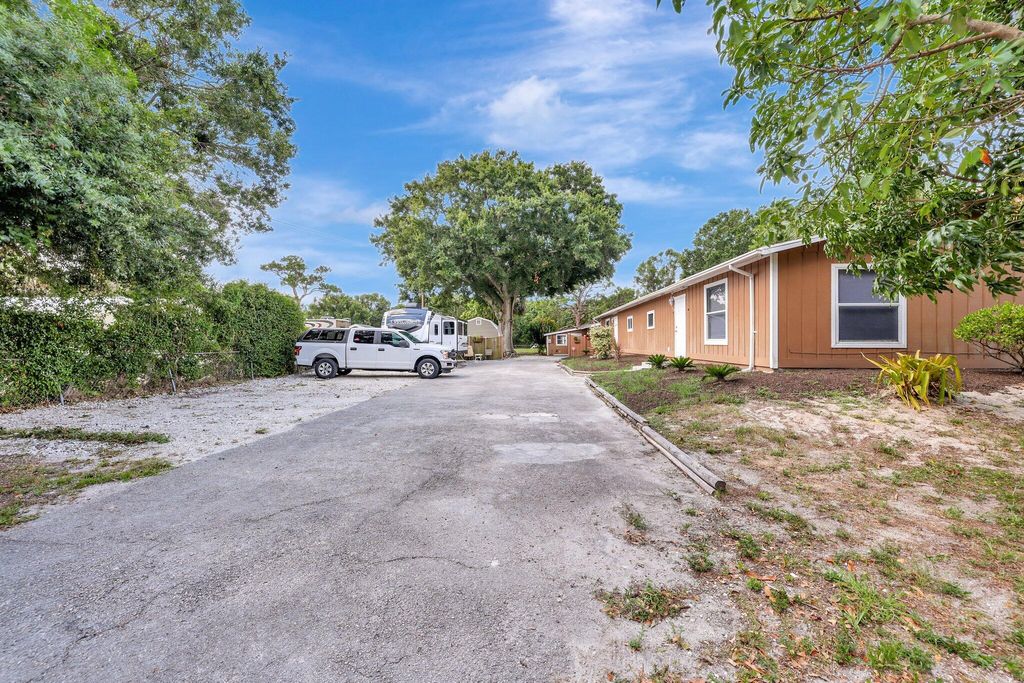 Photo of 201 Dixieland Drive, Fort Pierce, FL 34982 (MLS # R10995339)
